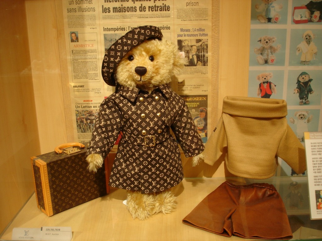 LV-Steiff-Teddy-Bear